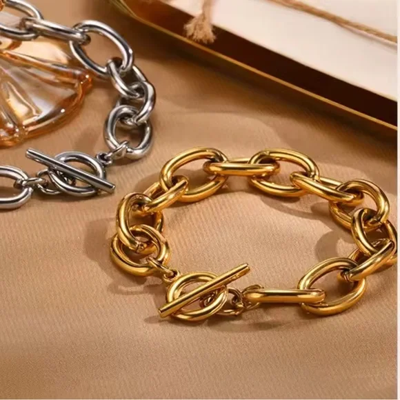 Chunky Bold Toggle Bracelets 18K Gold Stainless Steel - Picture 5 of 9
